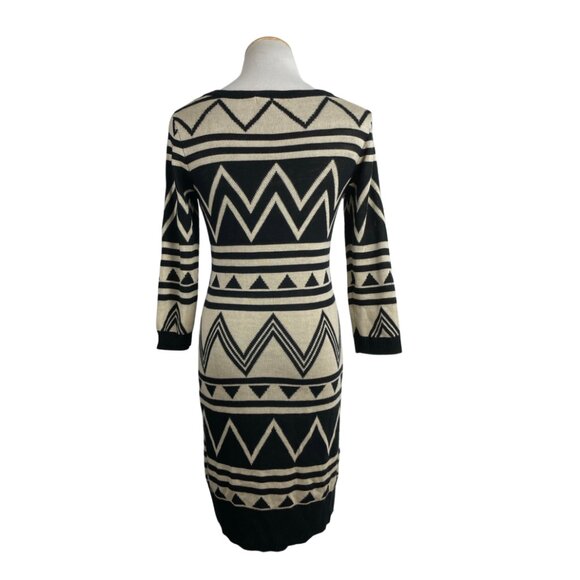 LIV Sweater Dress Size Small Tan Black Geometric Abstract Print Straight Cut - Picture 3 of 5